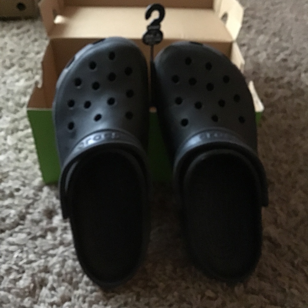 Black Crocs | size 8 women